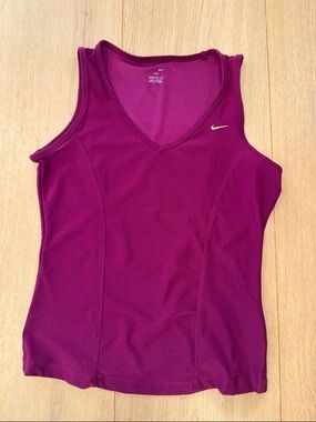 Nike Women's Fit Dry seamless Fuchsia  V-Neck Athletic Tank with Gold Swoosh